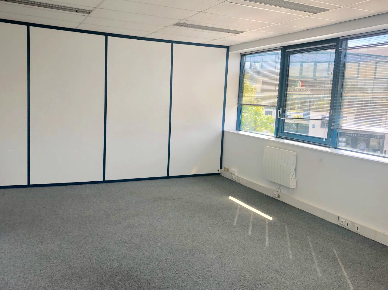 Bureau Écully 225m² Location bureau Écully Rhône OLBUR2109084 3